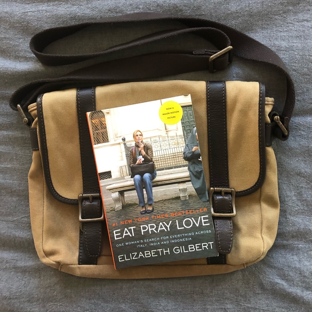 Fossil Unisex Messenger Bag (barely used)